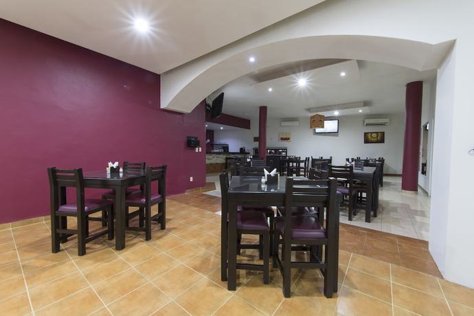 Imagen del bar/restaurante del Hotel La Terraza, Puerto de Tamales (Puerto de Tanc&aacute;ma). Foto 9