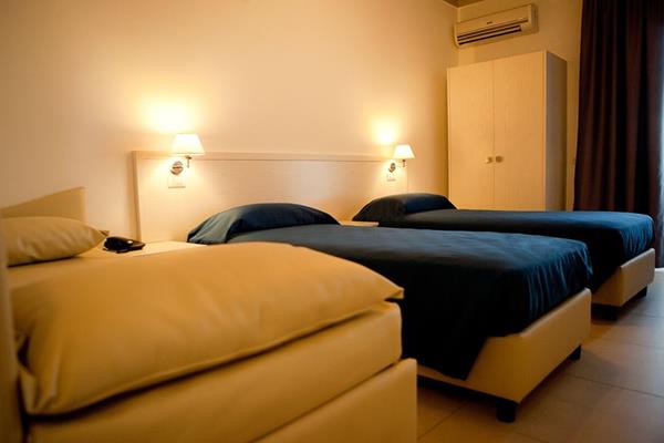 Imagen general del Hotel La Terrazza, Barletta. Foto 6