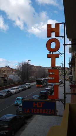 Imagen general del Hotel La Terrazza, CAGLIARI. Foto 2