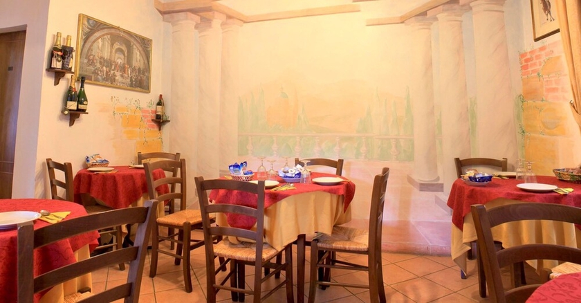 Imagen del bar/restaurante del Hotel La Terrazza Di Montepulciano. Foto 2