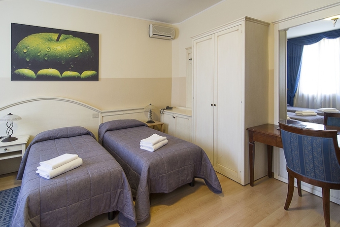 Imagen de la habitación del Hotel La Terrazza, Vicenza. Foto 8