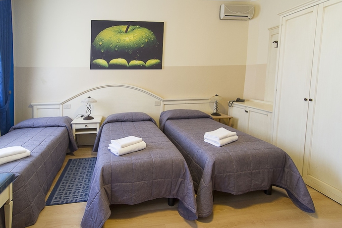 Imagen de la habitación del Hotel La Terrazza, Vicenza. Foto 10