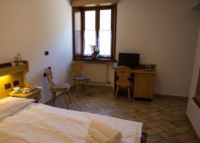 Imagen de la habitación del Hotel La Terrazza sul Lago. Foto 13