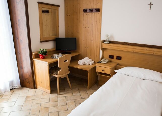 Imagen de la habitación del Hotel La Terrazza sul Lago. Foto 19