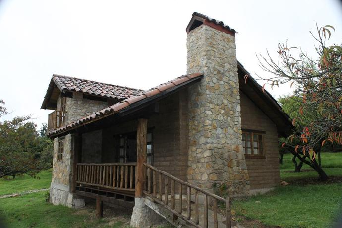 Imagen de los exteriores del Hotel La Tierra Grande. Foto 11