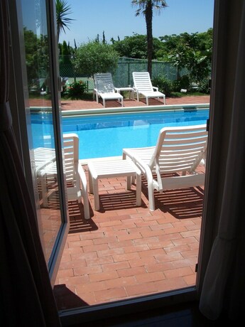 Imagen de la habitación del Hotel La Tipasa. Foto 26