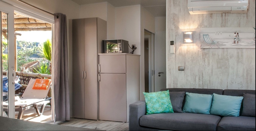 Imagen de la habitación del Hotel La Toison D'or Resort And Spa. Foto 9