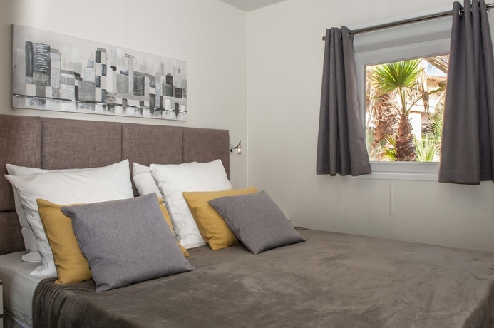 Imagen de la habitación del Hotel La Toison D'or Resort And Spa. Foto 11