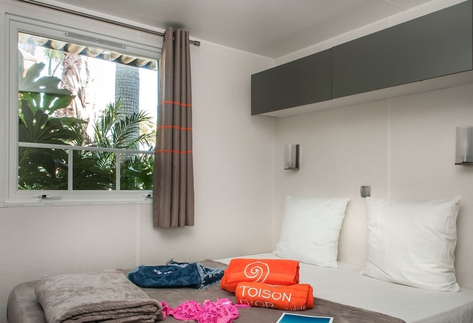 Imagen de la habitación del Hotel La Toison D'or Resort And Spa. Foto 12