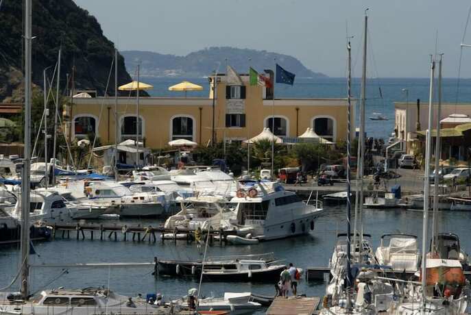 Imagen general del Hotel La Tonnara, Procida. Foto 7