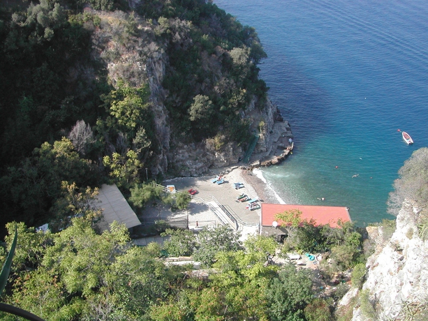 Imagen de los exteriores del Hotel La Tonnarella. Foto 14