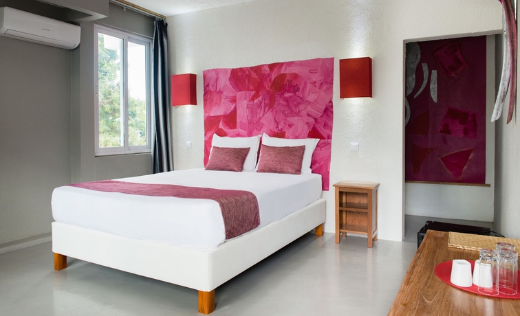 Imagen de la habitación del Hotel La Tonnelle. Foto 9