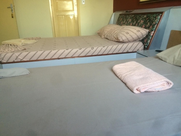 Imagen de la habitación del Hotel La Torre Butant&atilde;. Foto 11