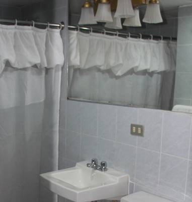 Imagen de los interiores del Hotel La Torre, GUAYAQUIL. Foto 4