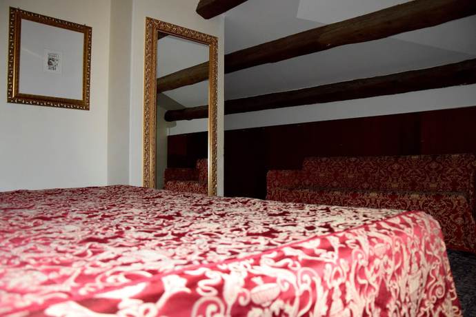 Imagen de la habitación del Hotel La Torre, Maiolati Spontini. Foto 11
