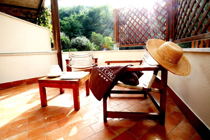 Imagen de la habitación del Hotel La Torre, Palinuro. Foto 6