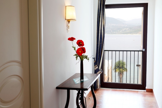 Imagen de los interiores del Hotel La Torre, Palinuro. Foto 19