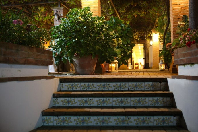 Imagen de los exteriores del Hotel La Torre, Palinuro. Foto 12