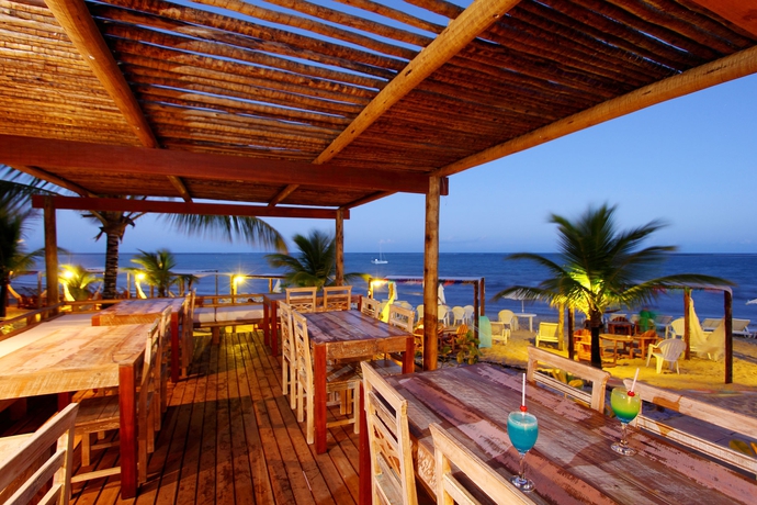 Imagen del bar/restaurante del Hotel La Torre Resort All Inclusive. Foto 5