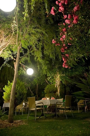 Imagen de los exteriores del Hotel La Torre, Valdevaqueros. Foto 13