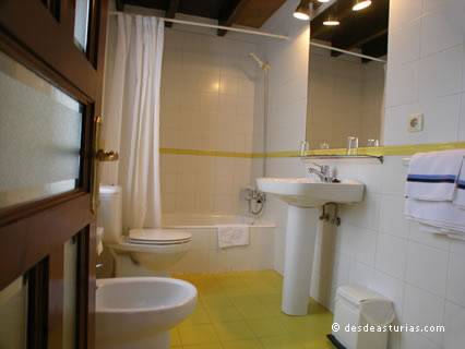 Imagen de la habitación del Hotel La Torre, Vidiago-Llanes. Foto 2