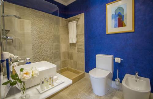 Imagen de la habitación del Hotel La Torre del Visco - Relais and Ch&acirc;teaux. Foto 8