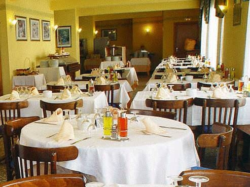 Imagen del bar/restaurante del Hotel La Torreta. Foto 8