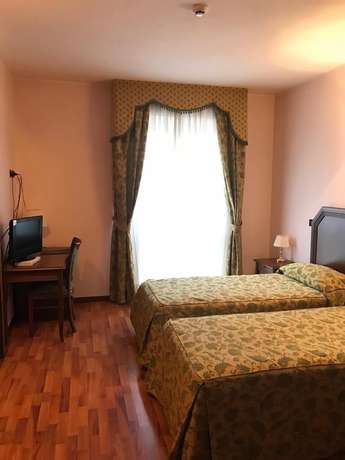 Imagen de la habitación del Hotel La Torretta, Castel San Pietro Terme. Foto 16