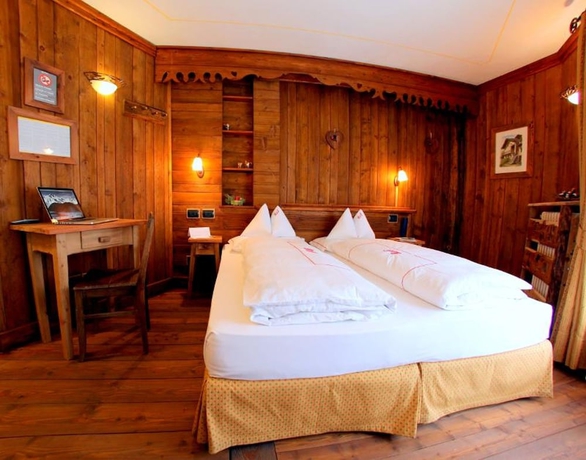 Imagen de la habitación del Hotel La Torretta, Challand-Saint-Anselme. Foto 8