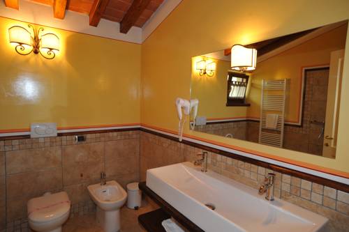Imagen de la habitación del Hotel La Torricella, Ponte a Poppi. Foto 3