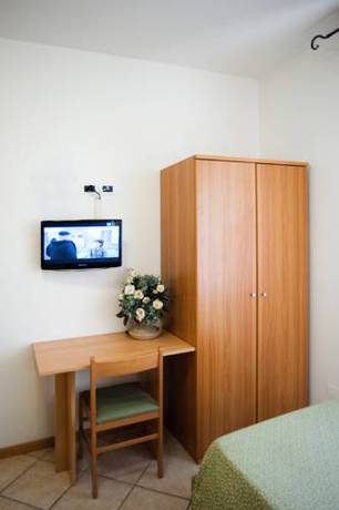 Imagen de la habitación del Hotel La Toscana. Foto 13