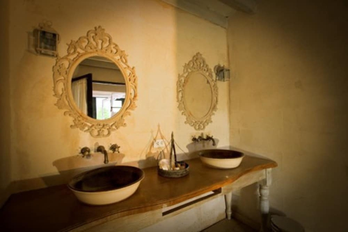 Imagen de la habitación del Hotel La Toscana Resort. Foto 3