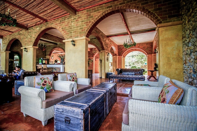 Imagen de los interiores del Hotel La Toscana Resort. Foto 19