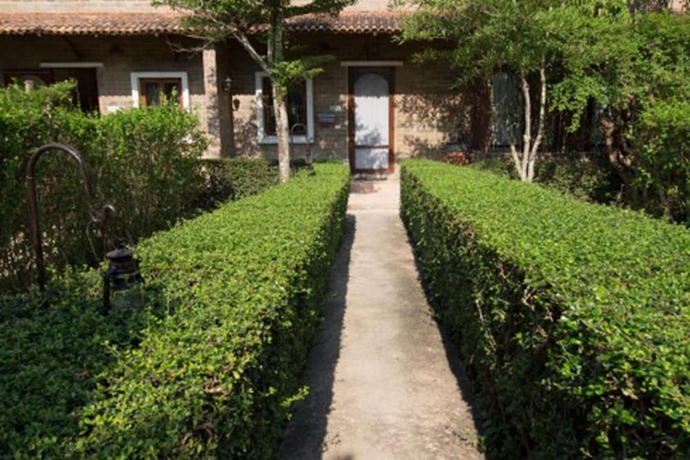 Imagen de la habitación del Hotel La Toscana Resort. Foto 11