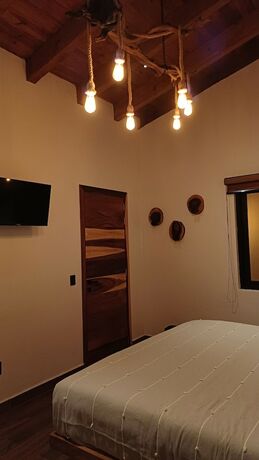 Imagen de la habitación del Hotel La Toscan&iacute;a Tapalpa Resort and Agroturismo. Foto 18