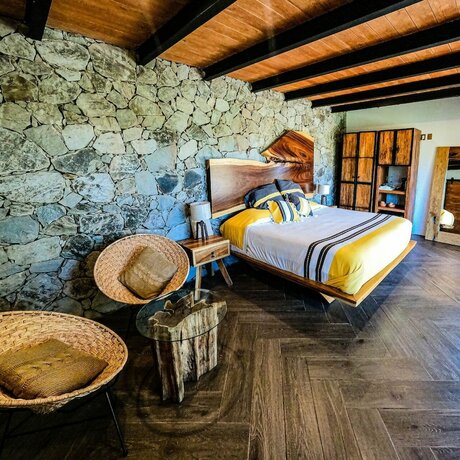 Imagen general del Hotel La Toscan&iacute;a Tapalpa Resort and Agroturismo. Foto 10