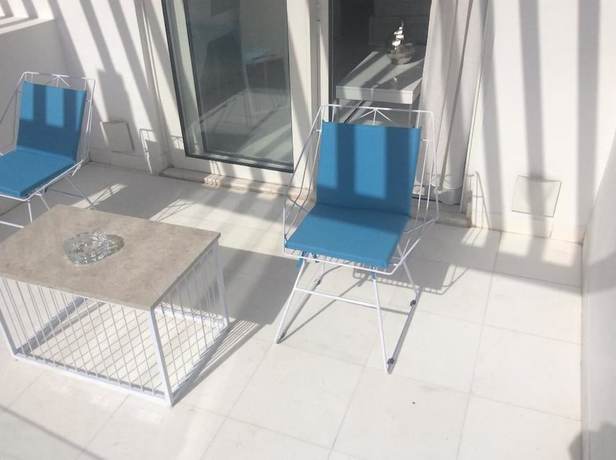 Imagen de la habitación del Hotel La Tour Blanche. Foto 5