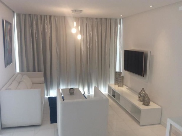 Imagen de la habitación del Hotel La Tour Blanche. Foto 10