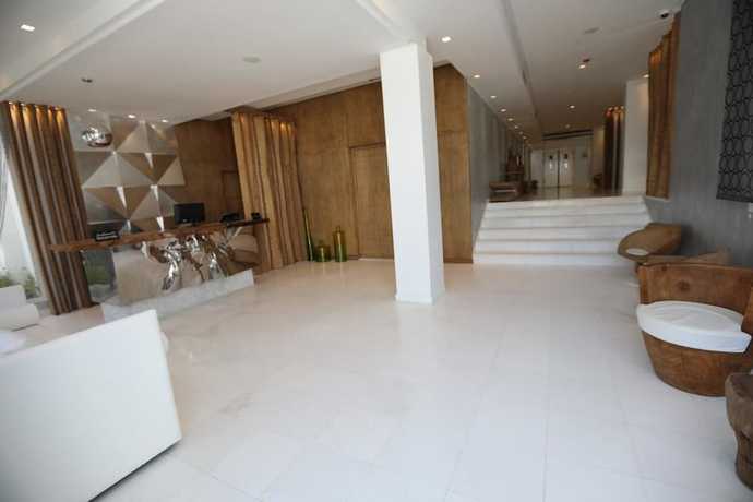 Imagen de los interiores del Hotel La Tour Blanche. Foto 19