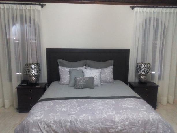 Imagen de la habitación del Hotel La Tour Boutique. Foto 11