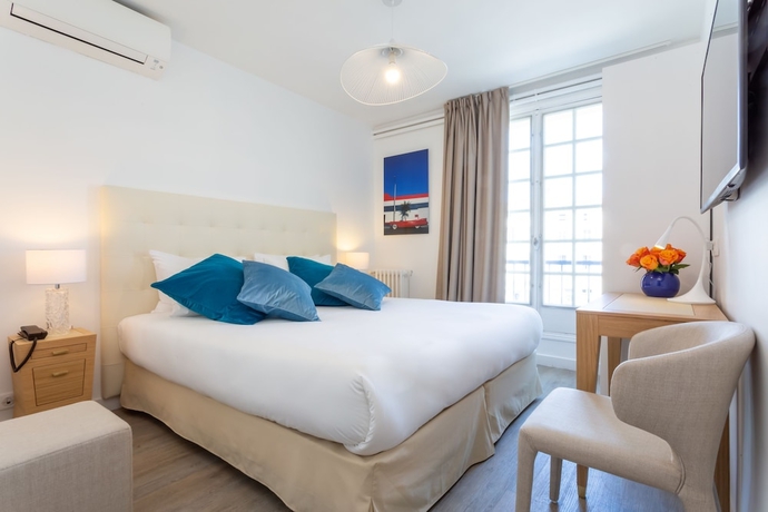 Imagen de la habitación del Hotel La Tour De Nesle La Rochelle Vieux Port. Foto 3
