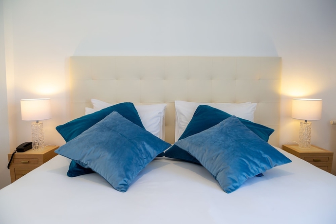 Imagen de la habitación del Hotel La Tour De Nesle La Rochelle Vieux Port. Foto 7