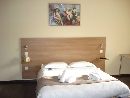 Imagen de la habitación del Hotel La Tour Des Lys. Foto 7