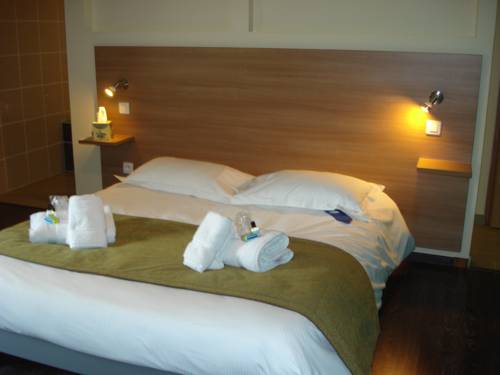 Imagen de la habitación del Hotel La Tour Des Lys. Foto 11