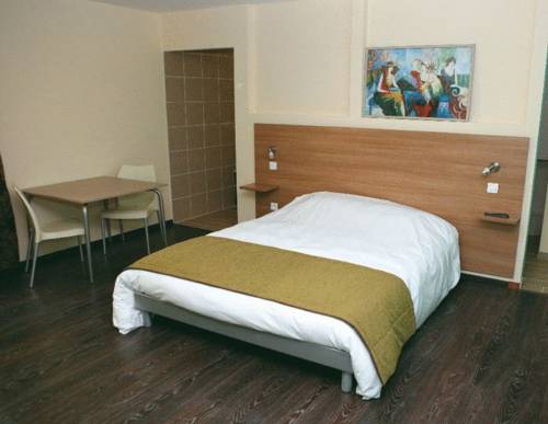 Imagen de la habitación del Hotel La Tour Des Lys. Foto 14