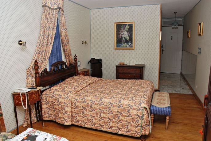 Imagen de la habitación del Hotel La Tour Du Roy. Foto 7