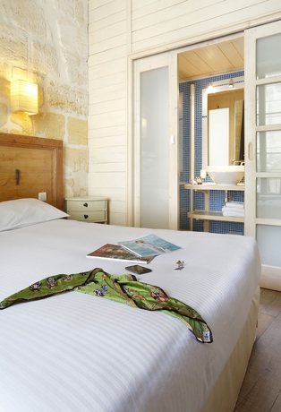 Imagen de la habitación del Hotel La Tour Intendance. Foto 15