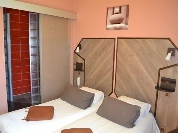 Imagen general del Hotel La Tour du Loup. Foto 3