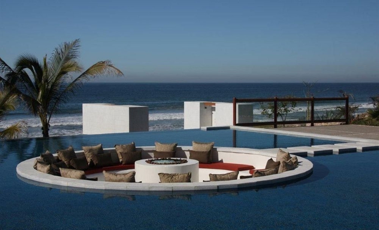 Imagen de la piscina del Hotel La Tranquila Resort And Spa. Foto 4