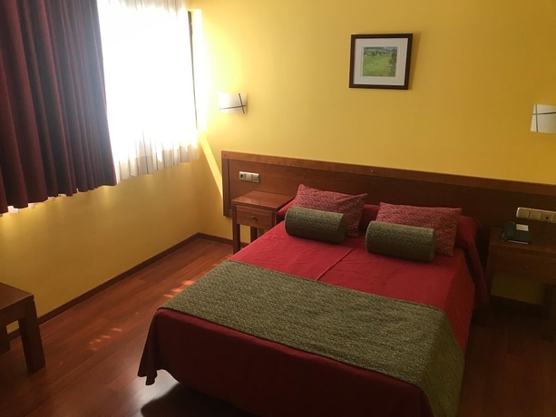 Imagen de la habitación del Hotel La Trébede. Foto 13